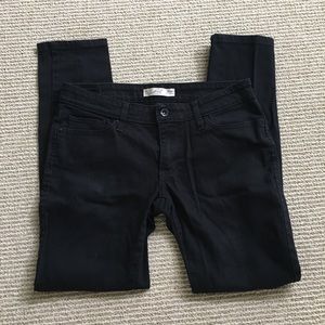 Levi’s 531 Black Skinny Jeans Size 6 Small